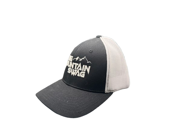 The Trucker in Black / White with BMS Classic White Peak