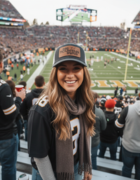 The Trucker in Black / White with BMS Classic Peak - Leather Patch